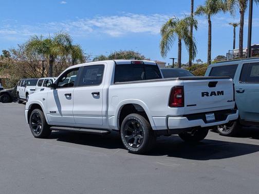 Bright White Clearcoat 2026 RAM 1500 Big Horn/Lone Star