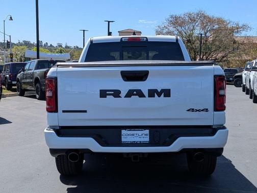 Bright White Clearcoat 2026 RAM 1500 Big Horn/Lone Star