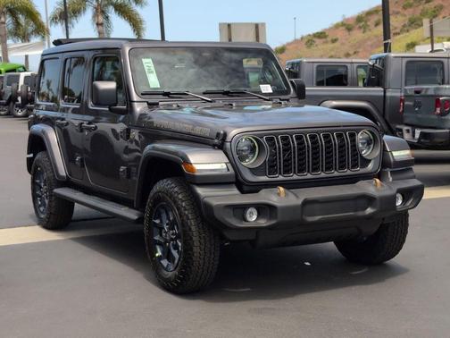 Granite Crystal Clearcoat Metallic 2026 Jeep Wrangler Sport