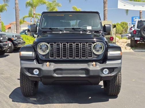 Black Clearcoat 2026 Jeep Wrangler Sport
