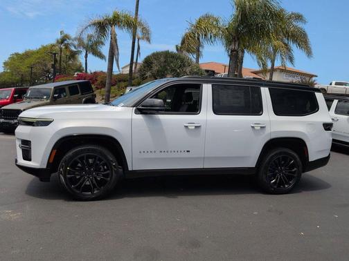 Bright White Clearcoat 2026 Jeep Grand Wagoneer Summit Obsidian