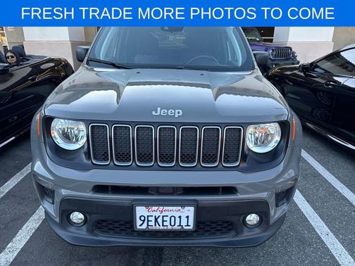 Sting Gray Clearcoat 2022 Jeep Renegade Latitude