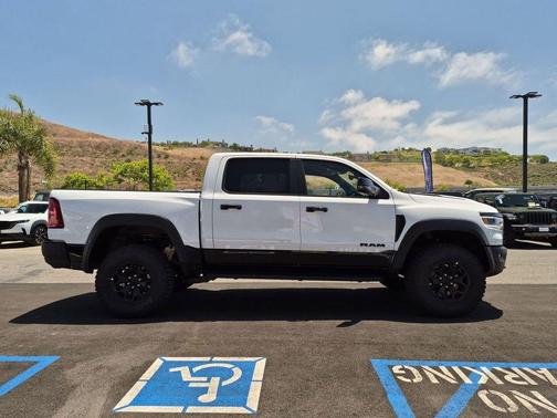 Bright White Clearcoat 2026 RAM 1500 RHO