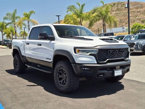 Bright White Clearcoat 2026 RAM 1500 RHO