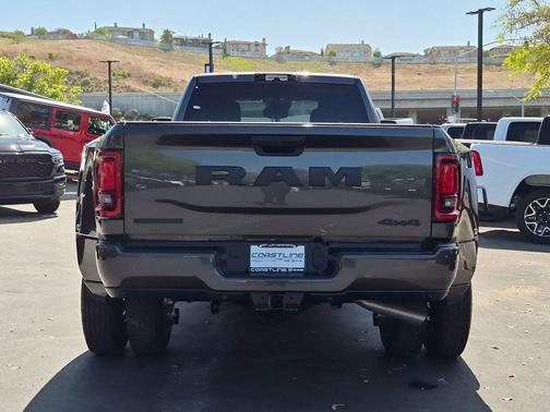 Granite Crystal Clearcoat Metallic 2026 RAM 3500 Big Horn