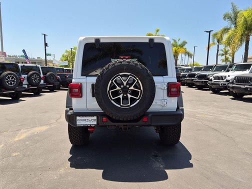 Bright White Clearcoat 2026 Jeep Wrangler Rubicon