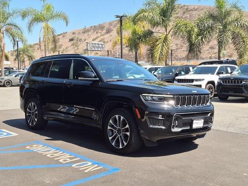 Diamond Black 2025 Jeep Grand Cherokee L Overland