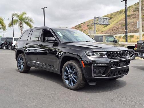 Diamond Black 2026 Jeep Grand Cherokee Limited