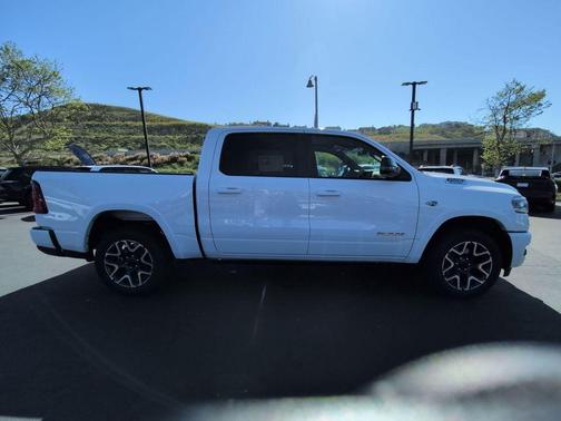 Bright White Clearcoat 2026 RAM 1500 Laramie