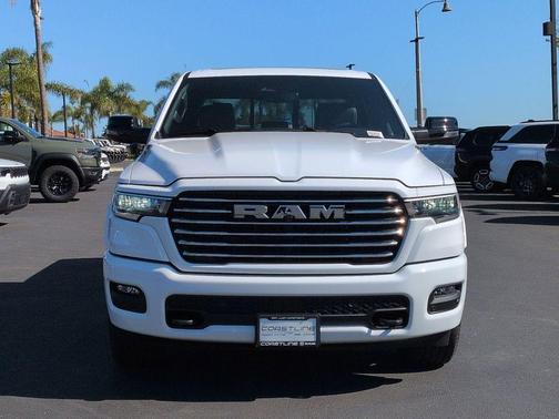 Bright White Clearcoat 2026 RAM 1500 Laramie