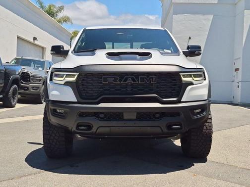 Bright White Clearcoat 2026 RAM 1500 RHO