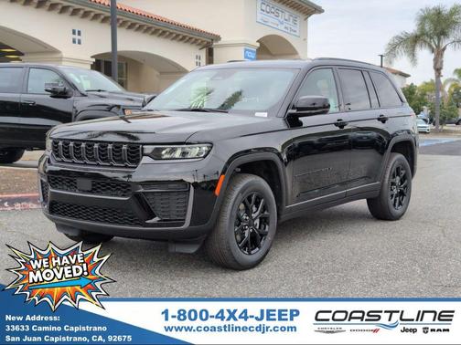 Diamond Black 2026 Jeep Grand Cherokee Laredo