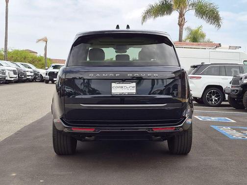 Constellation Blue In Gloss Finish 2025 Land Rover Range Rover P530 SE