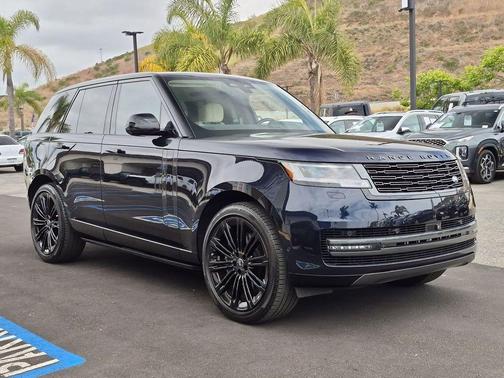 Constellation Blue In Gloss Finish 2025 Land Rover Range Rover P530 SE