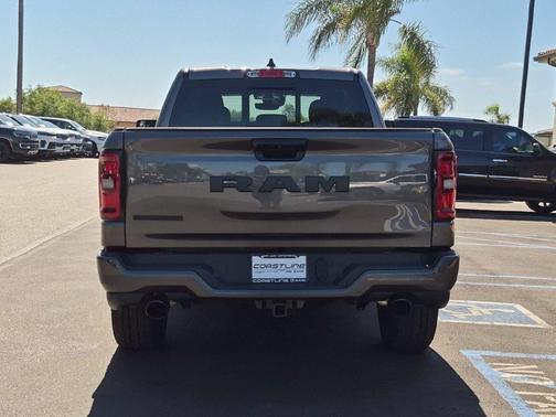 Granite Crystal Clearcoat Metallic 2026 RAM 1500 Big Horn/Lone Star
