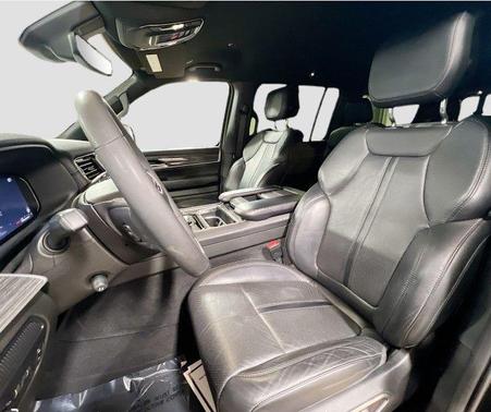 Diamond Black 2022 Jeep Wagoneer Series III