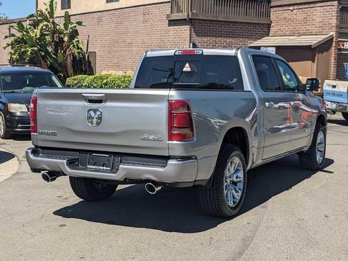 Billet Silver Metallic Clearcoat 2024 RAM 1500 Laramie