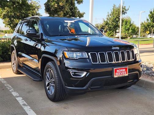2019 Jeep Grand Cherokee Laredo