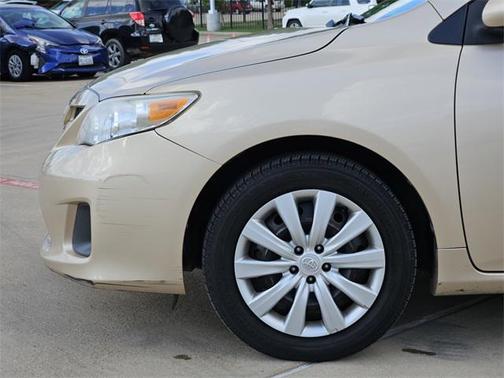 2012 Toyota Corolla LE