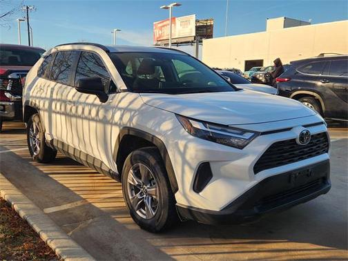 2025 Toyota RAV4 Hybrid LE