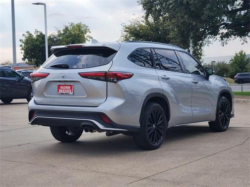 2023 Toyota Highlander XSE