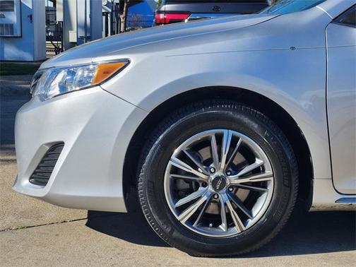 2014 Toyota Camry LE