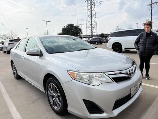 2014 Toyota Camry LE