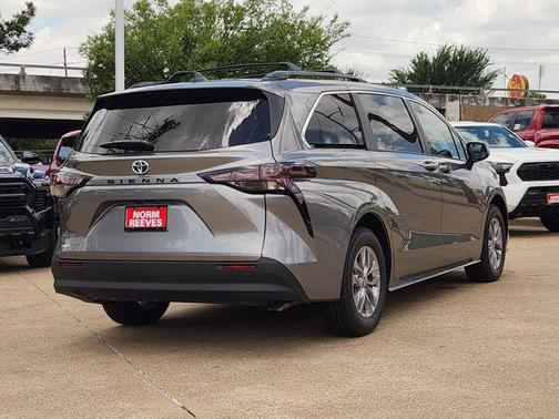 Heavy Metal 2026 Toyota Sienna LE