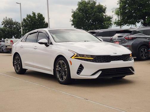 Glacial White Pearl 2021 Kia K5 EX