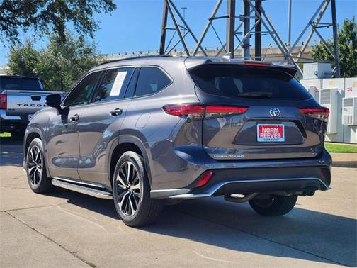 2021 Toyota Highlander XSE