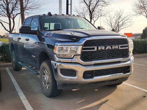 2019 RAM 2500 Tradesman Crew Cab 4x4 6'4' Box