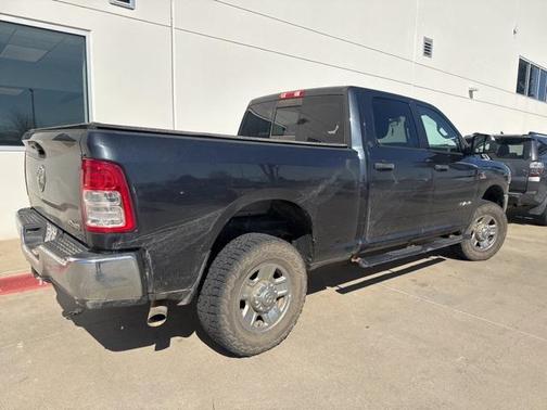 2019 RAM 2500 Tradesman Crew Cab 4x4 6'4' Box