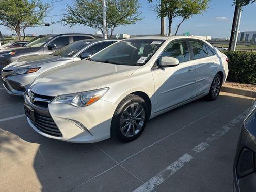 2017 Toyota Camry XLE