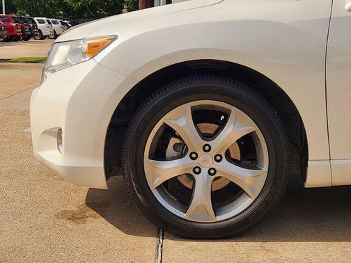 Blizzard Pearl 2012 Toyota Venza LE