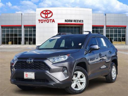2021 Toyota RAV4 XLE