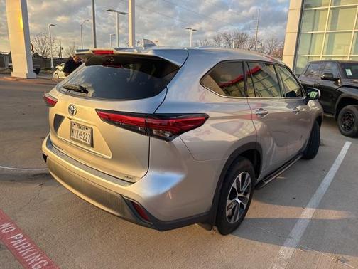 2020 Toyota Highlander XLE