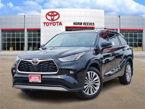2025 Toyota Highlander Hybrid Platinum