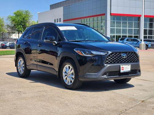 2023 Toyota Corolla Cross LE