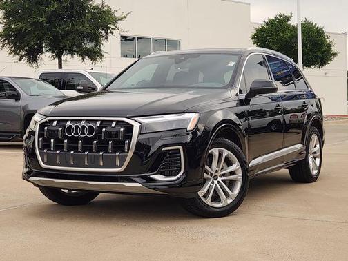 Mythos Black Metallic 2025 Audi Q7 55 Premium Plus