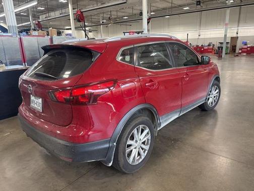 2017 Nissan Rogue Sport SV
