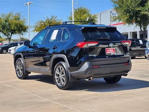 2025 Toyota RAV4 Hybrid XLE Premium