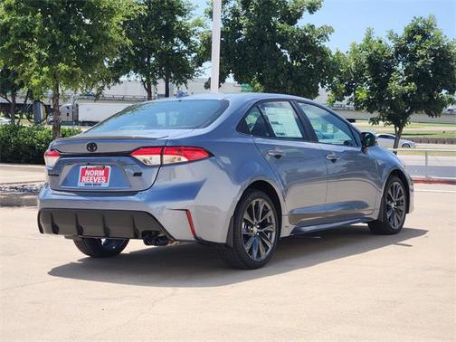 2025 Toyota Corolla SE