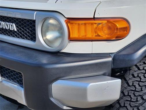 2010 Toyota FJ Cruiser Base