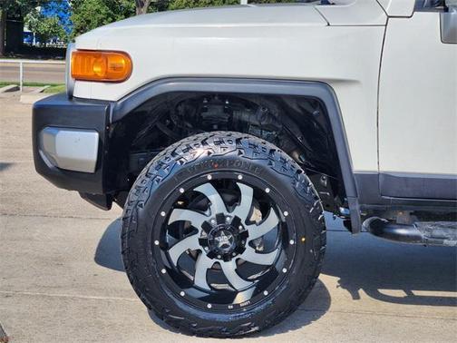 2010 Toyota FJ Cruiser Base