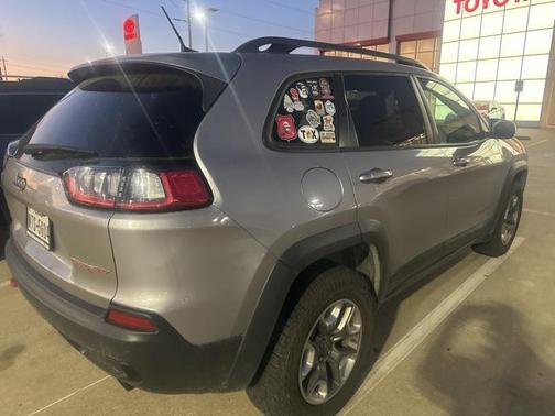 2019 Jeep Cherokee Trailhawk