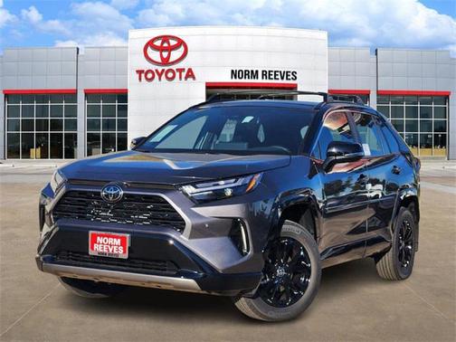 2025 Toyota RAV4 Hybrid SE