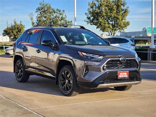 2025 Toyota RAV4 Hybrid SE