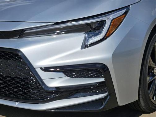 2025 Toyota Corolla Hybrid SE