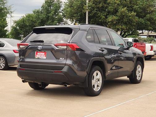 Magnetic Gray Metallic 2021 Toyota RAV4 Hybrid XLE