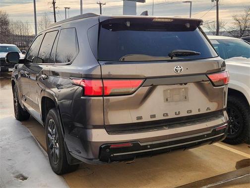 2023 Toyota Sequoia Platinum